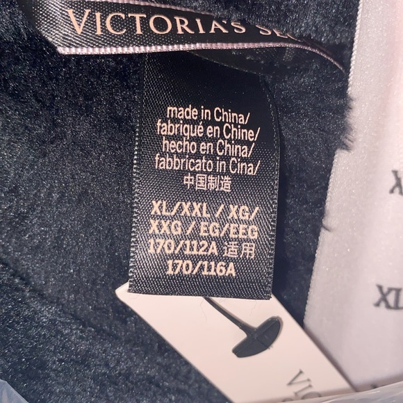 New, Womens Mid Length Robe - Picture 3 of 3